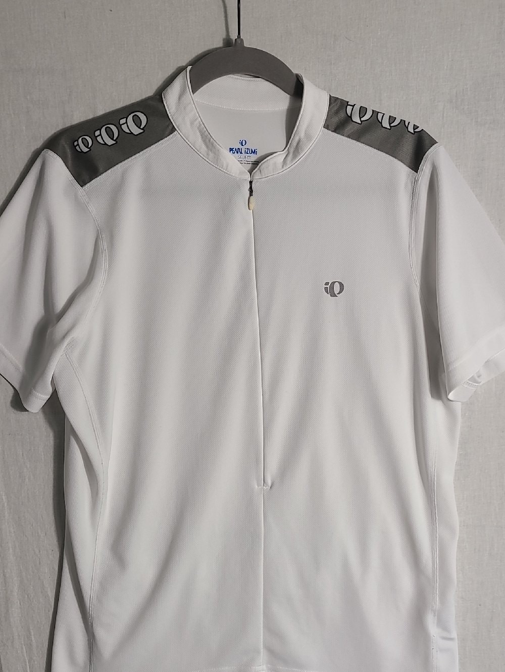Pearl Izumi White Short Sleeve Cycling Jersey with Gray Shoulder Panels Size L